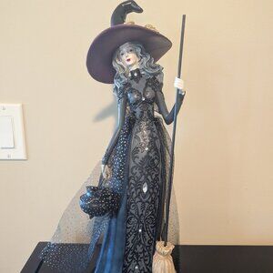 Homesense Halloween Witch statue